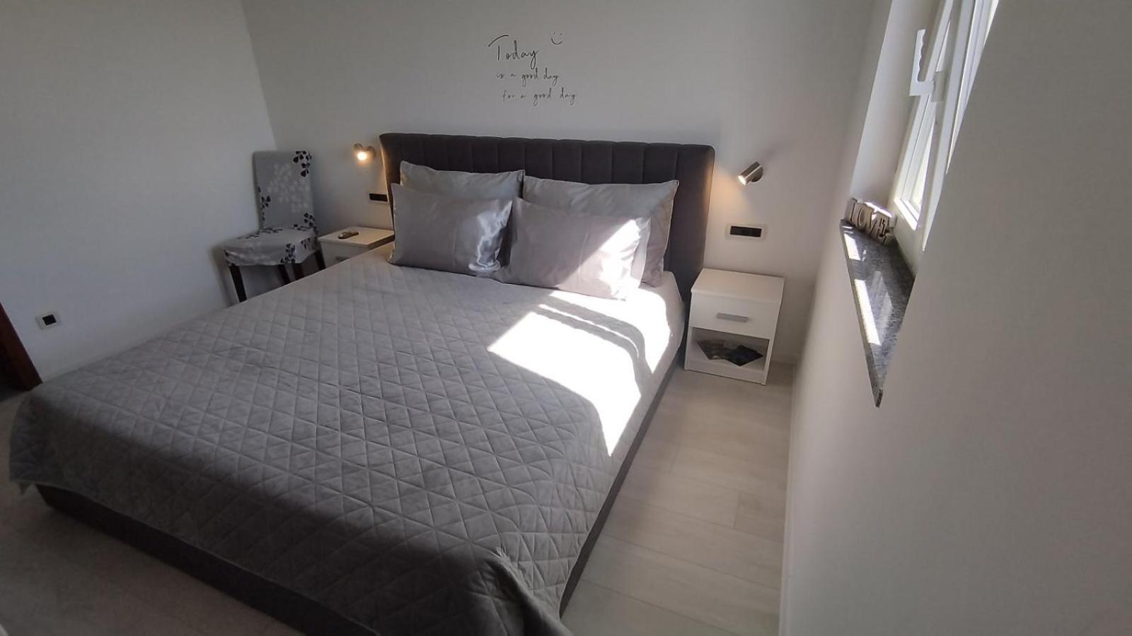 Crystal Apartment Umag Eksteriør bilde